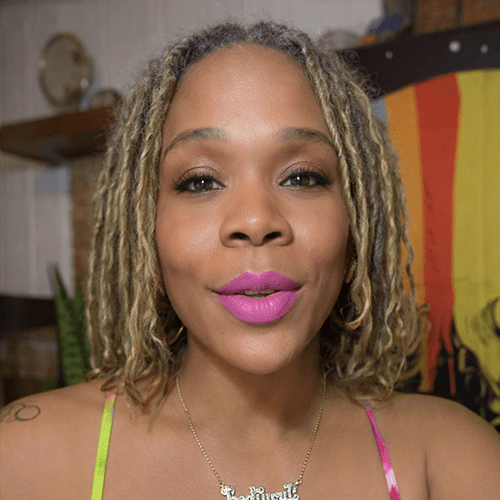 Portrait de Stella Nova